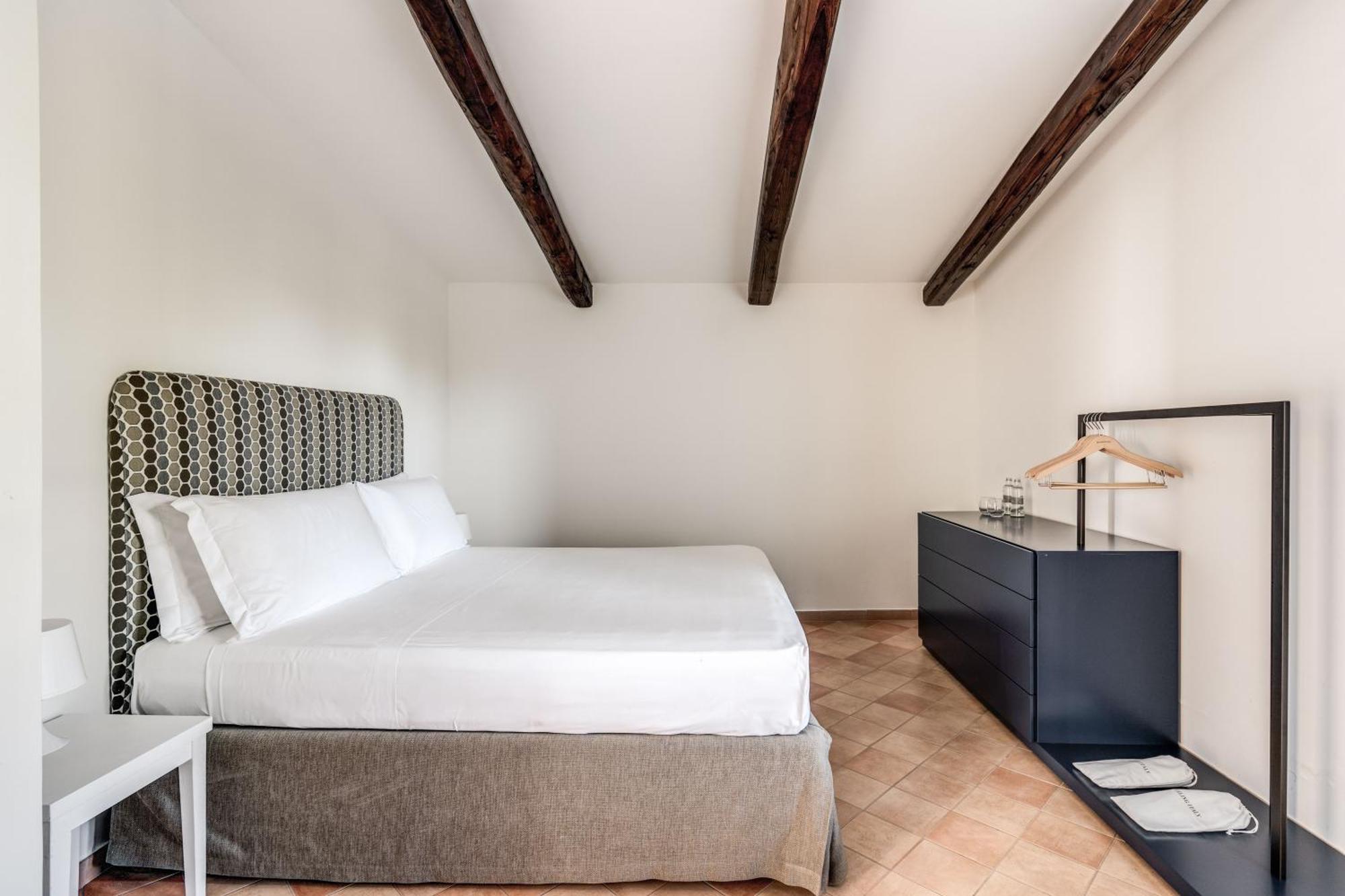 Villa Giulia Boutique Views Pool And Guest Services ซอร์เรนโต ภายนอก รูปภาพ