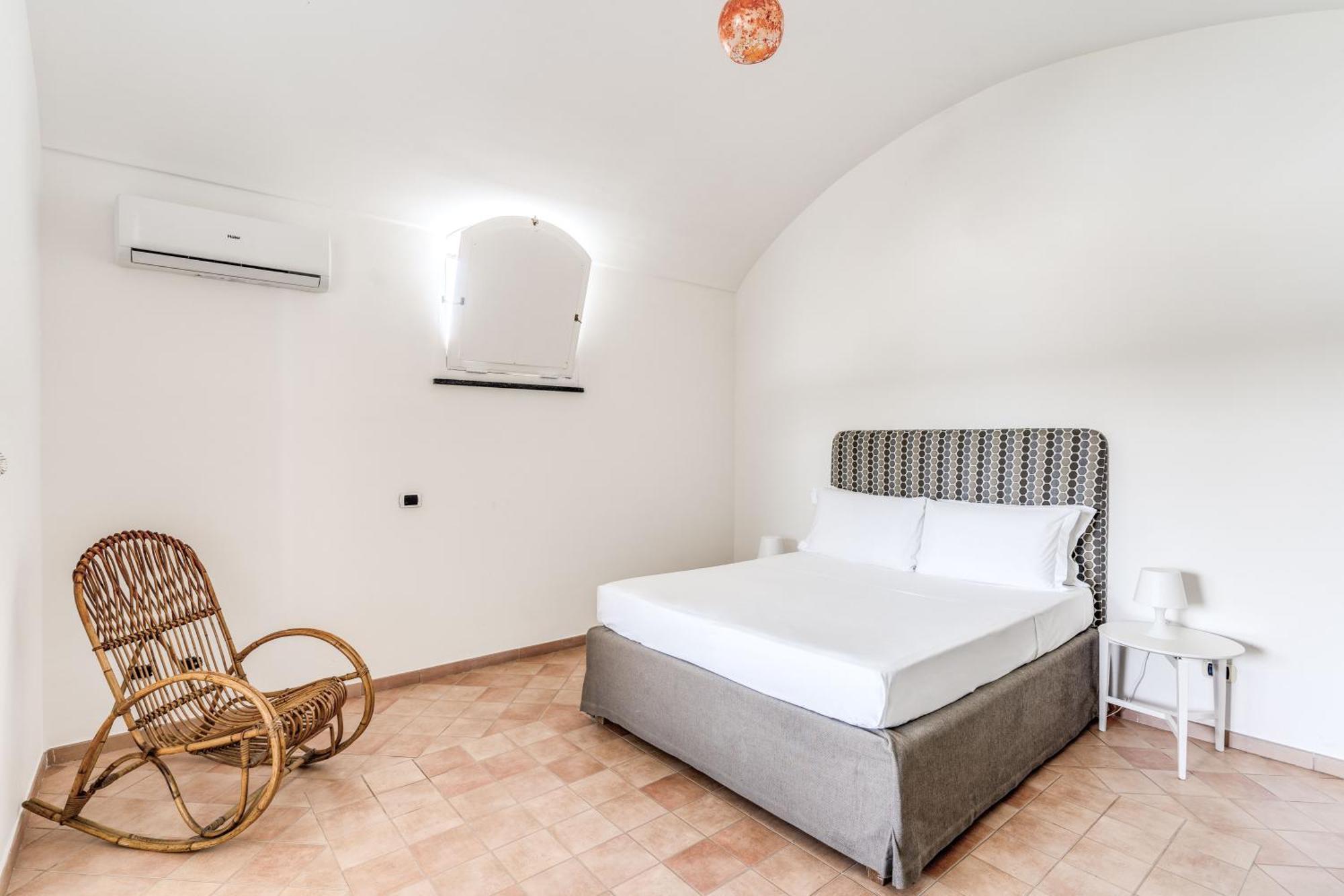 Villa Giulia Boutique Views Pool And Guest Services ซอร์เรนโต ภายนอก รูปภาพ