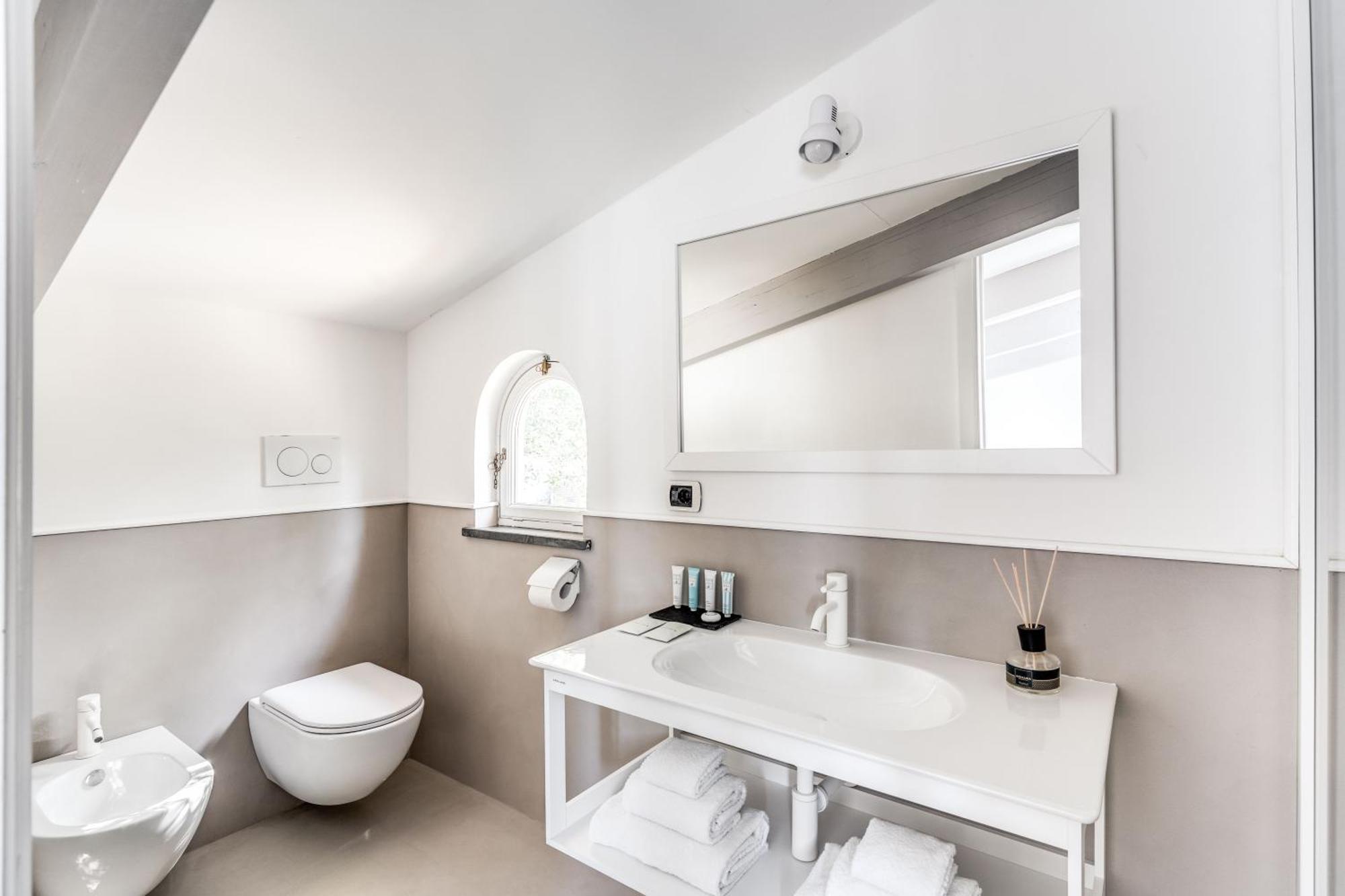 Villa Giulia Boutique Views Pool And Guest Services ซอร์เรนโต ภายนอก รูปภาพ