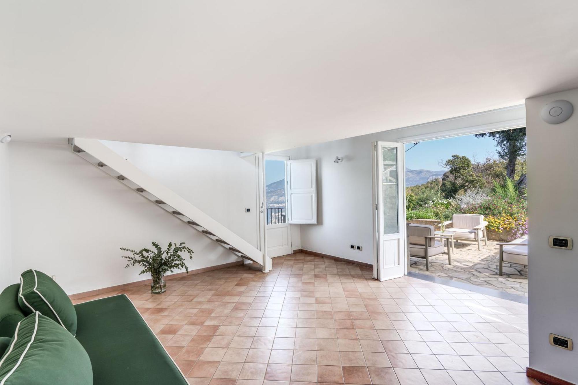 Villa Giulia Boutique Views Pool And Guest Services ซอร์เรนโต ภายนอก รูปภาพ
